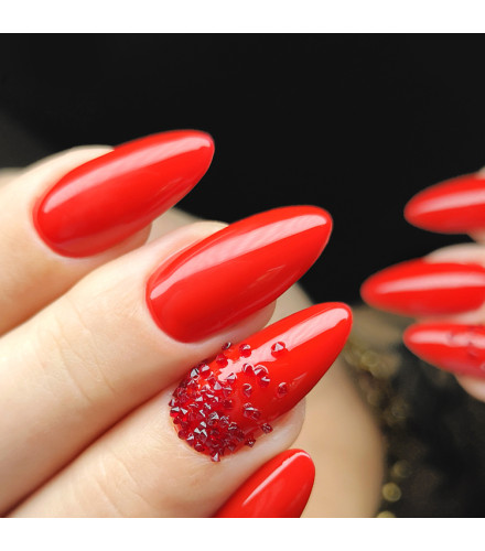 4 Red Carpet Crystals | Slowianka Nails